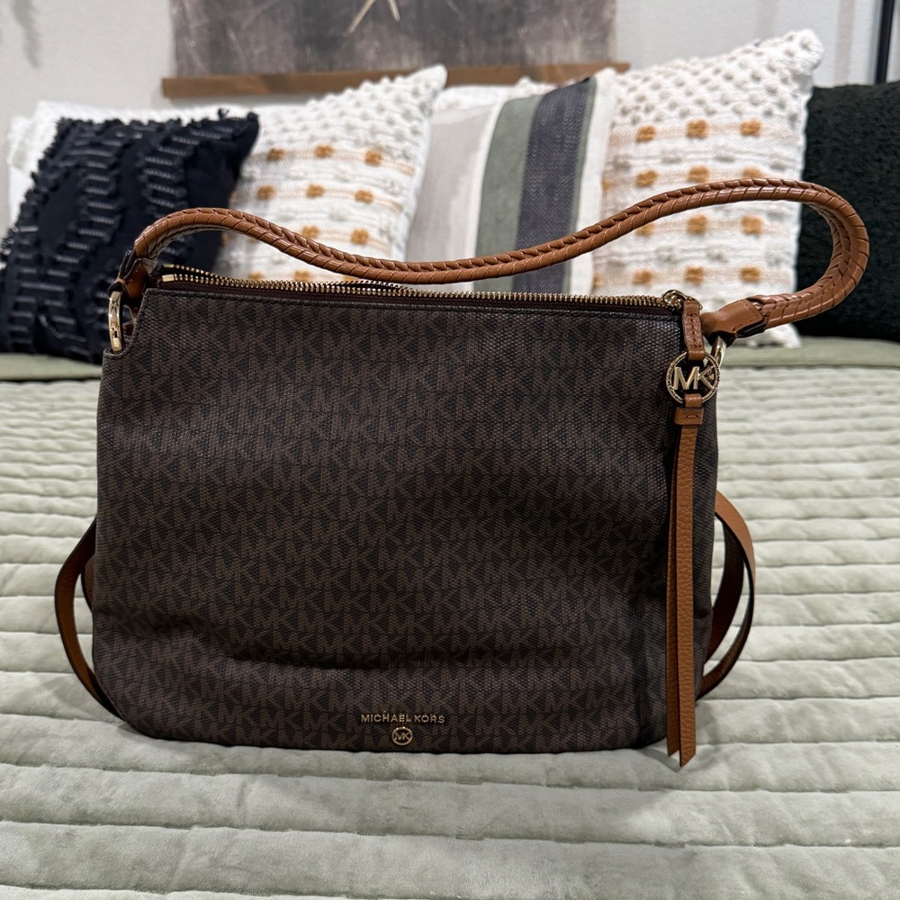 Michael Kors- Large Signature Logo Hobo Shoulder Bag